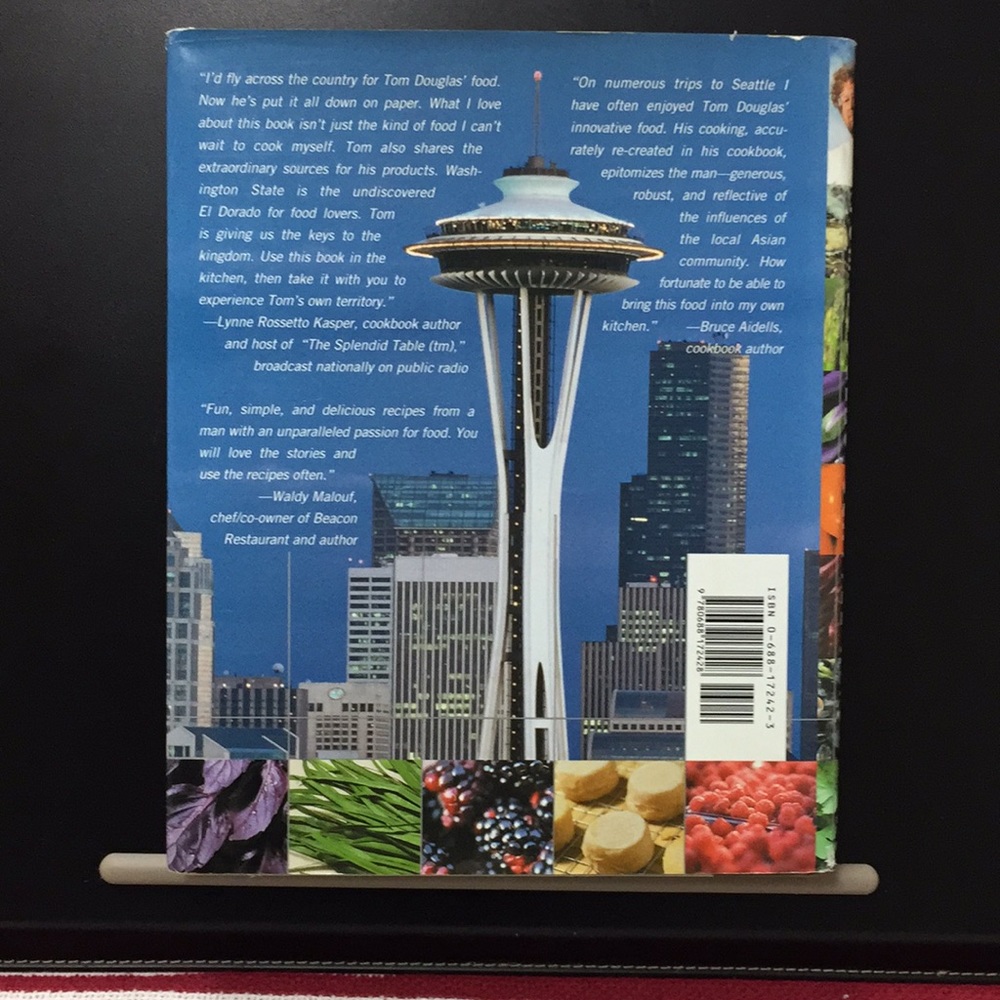 Seattle cookbook - Picture 2 of 16